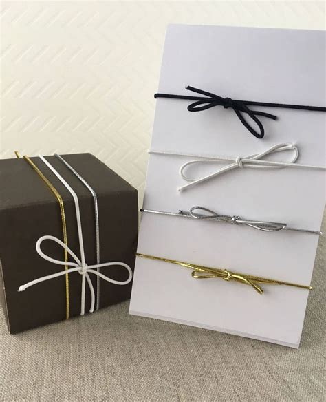 Stretch Loops for Gift Boxes 